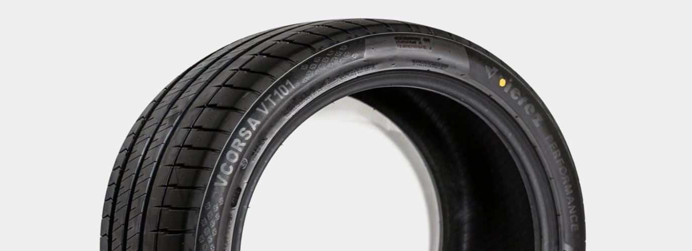 Vicrez Performance VCORSA 305/35ZR20 All Season Tire
